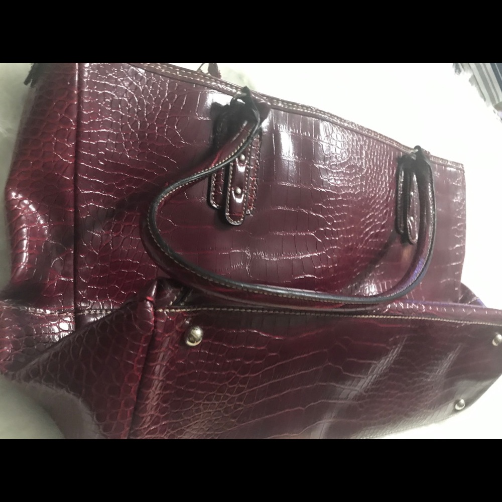 Handbag - Picture 10 of 16